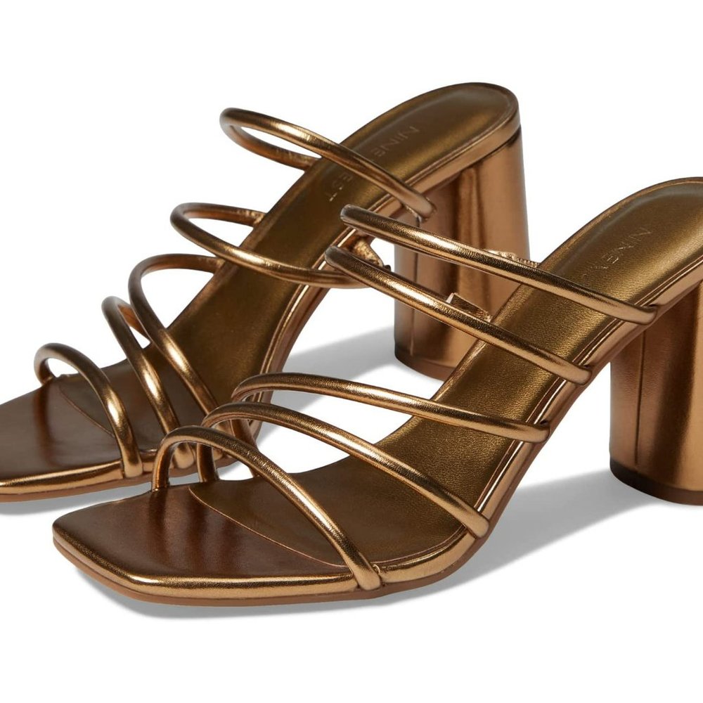 Nine West Tan Strapped Shoes Size 10 USED | Dark Goldtone Strappy Glowy Sandal